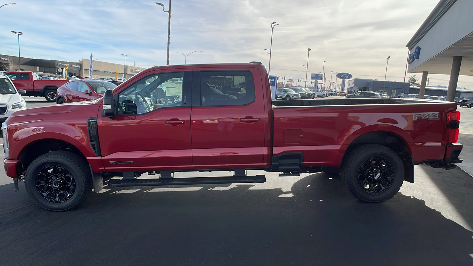 2024 Ford S-DTY F-250 LARIAT 6