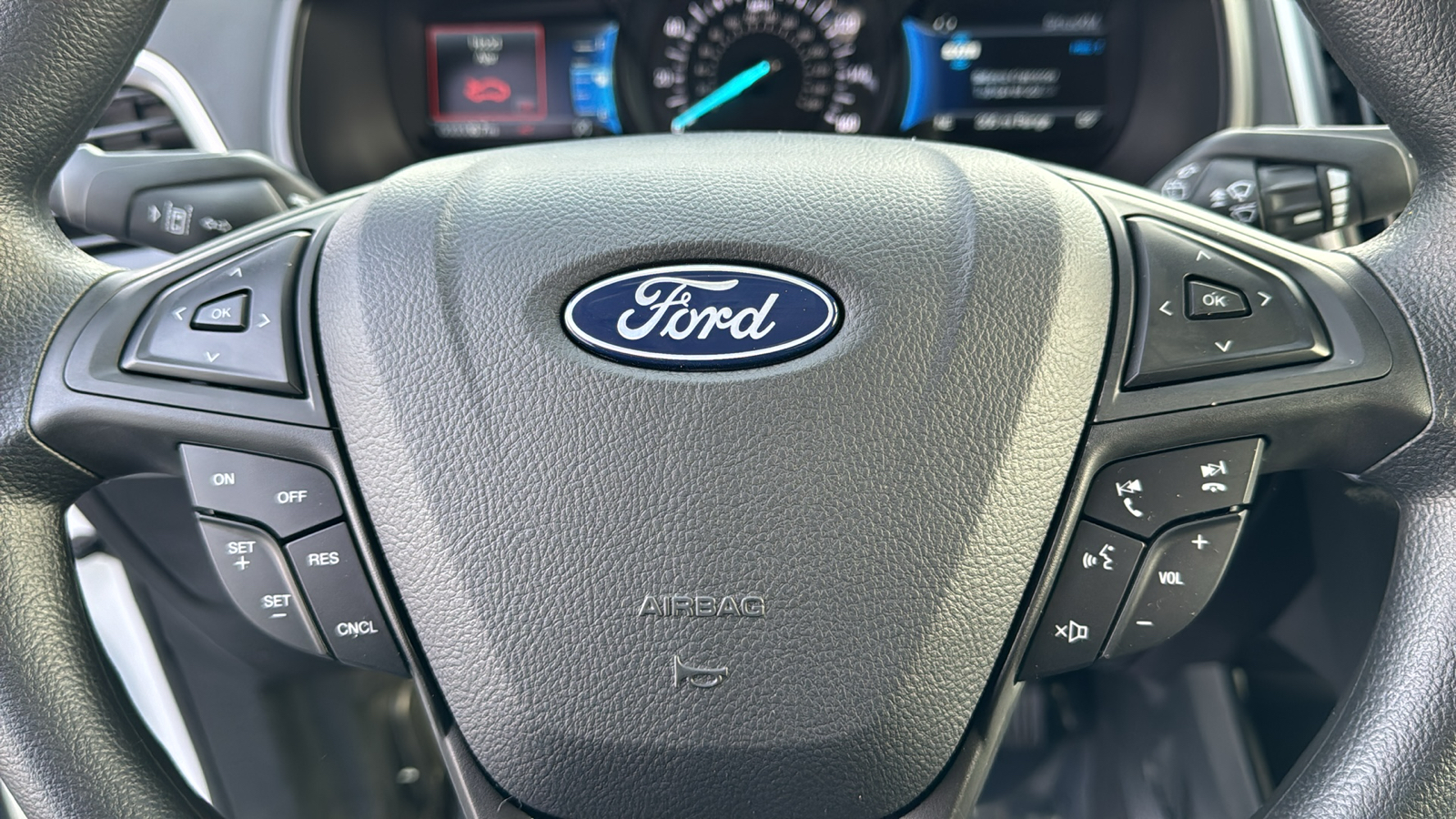2024 Ford EDGE SE 13