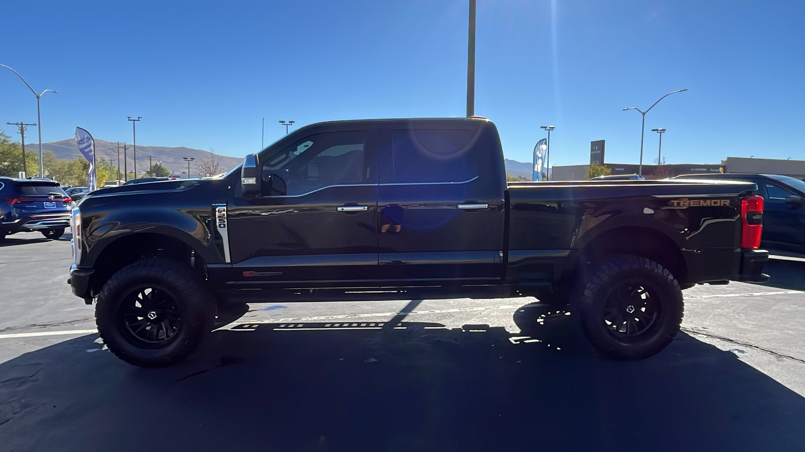 2024 Ford S-DTY F-250 Platinum 6