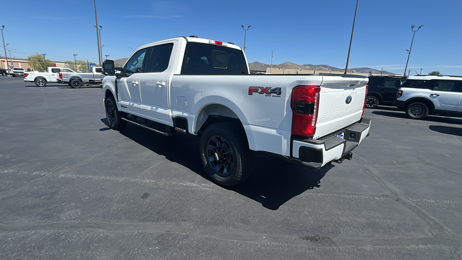 2024 Ford S-DTY F-250 Lariat 5