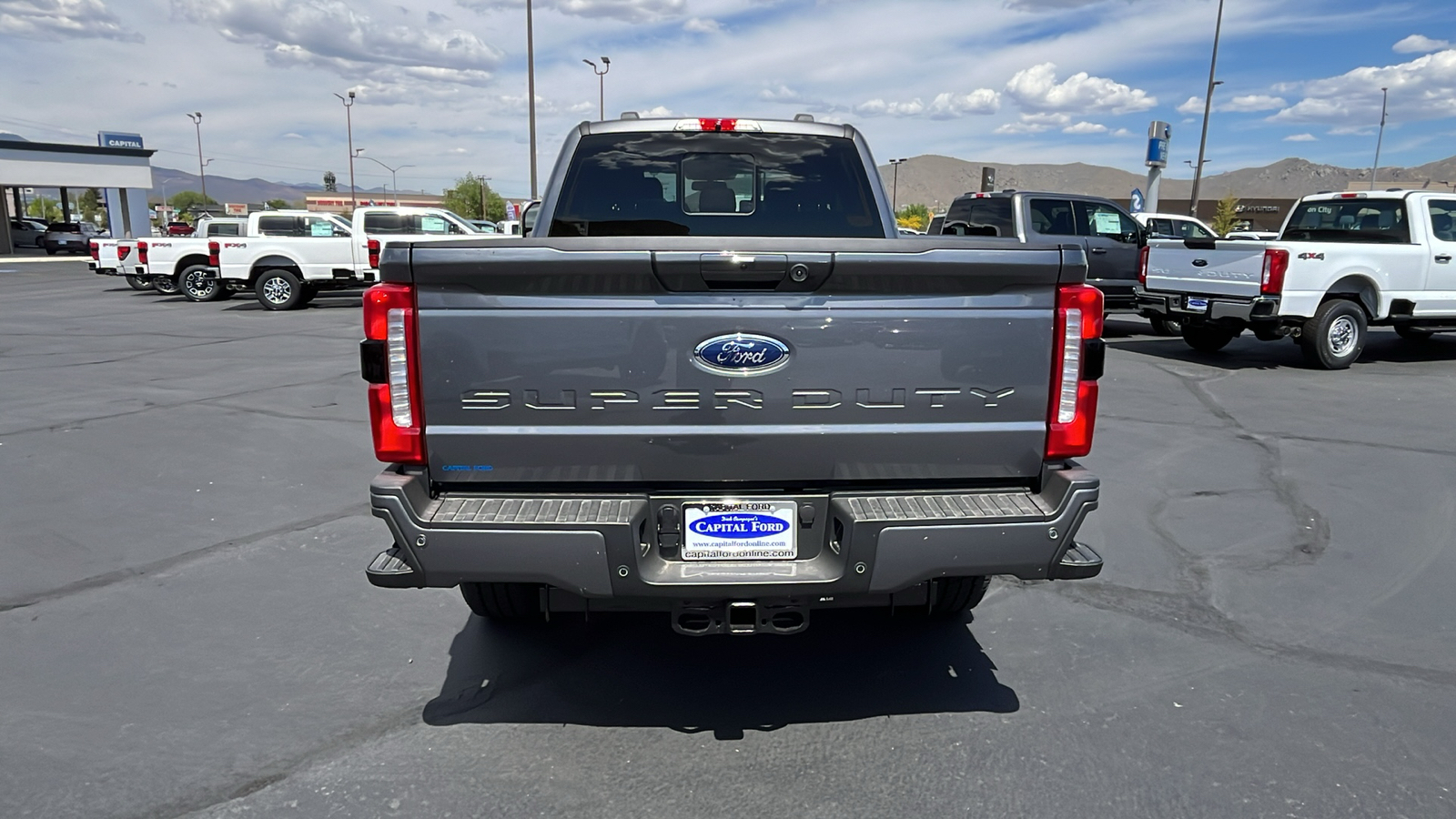 2024 Ford S-DTY F-250 Lariat 4