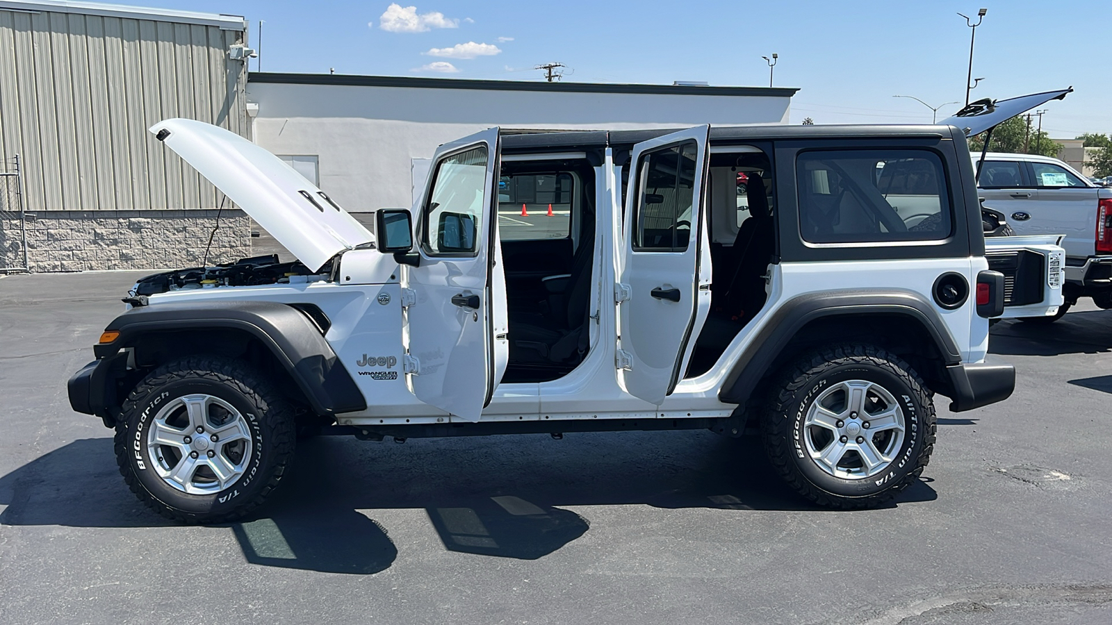 2020 Jeep Wrangler Unlimited Sport S 11