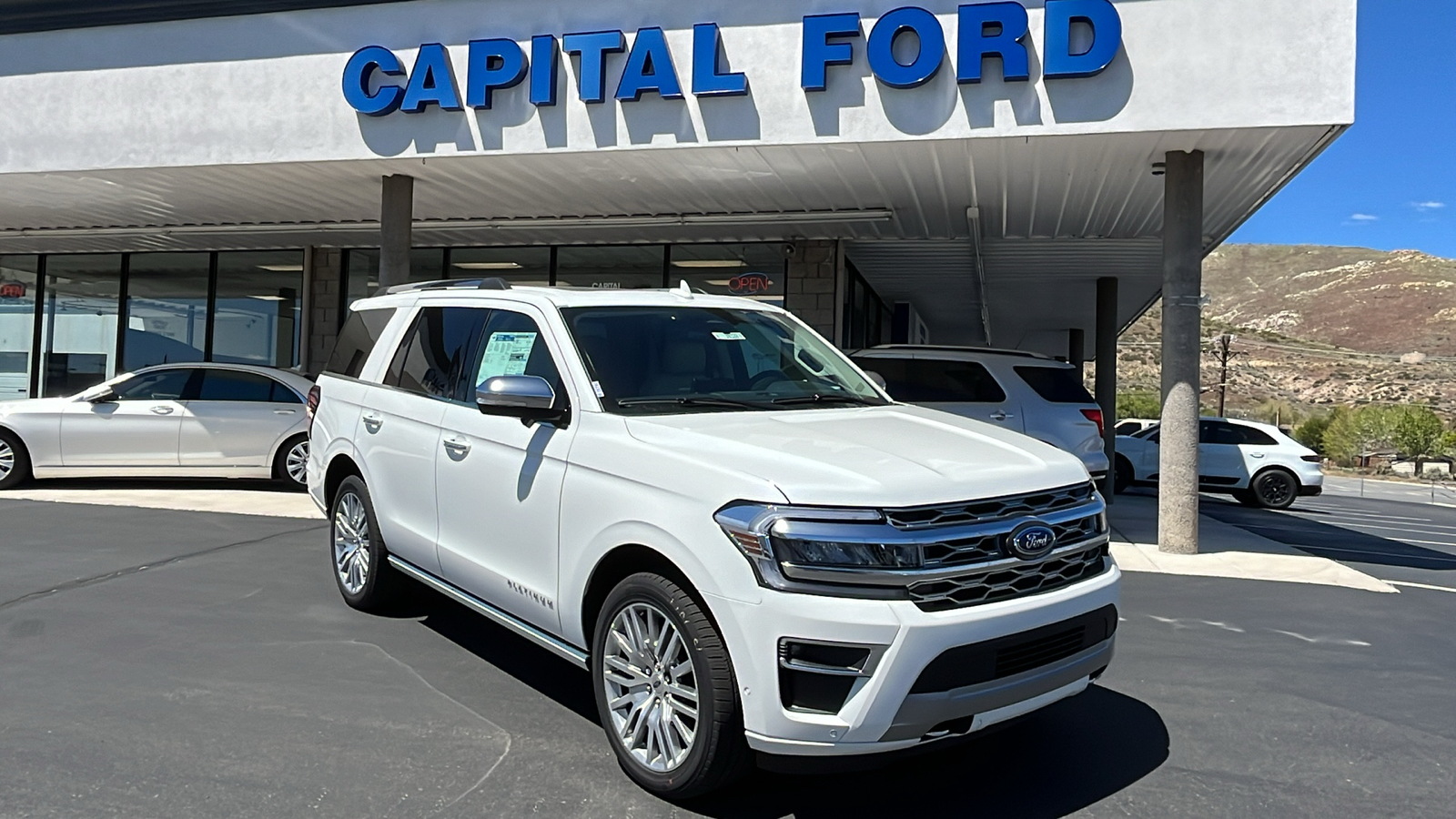 2024 Ford EXPEDITION Platinum 1