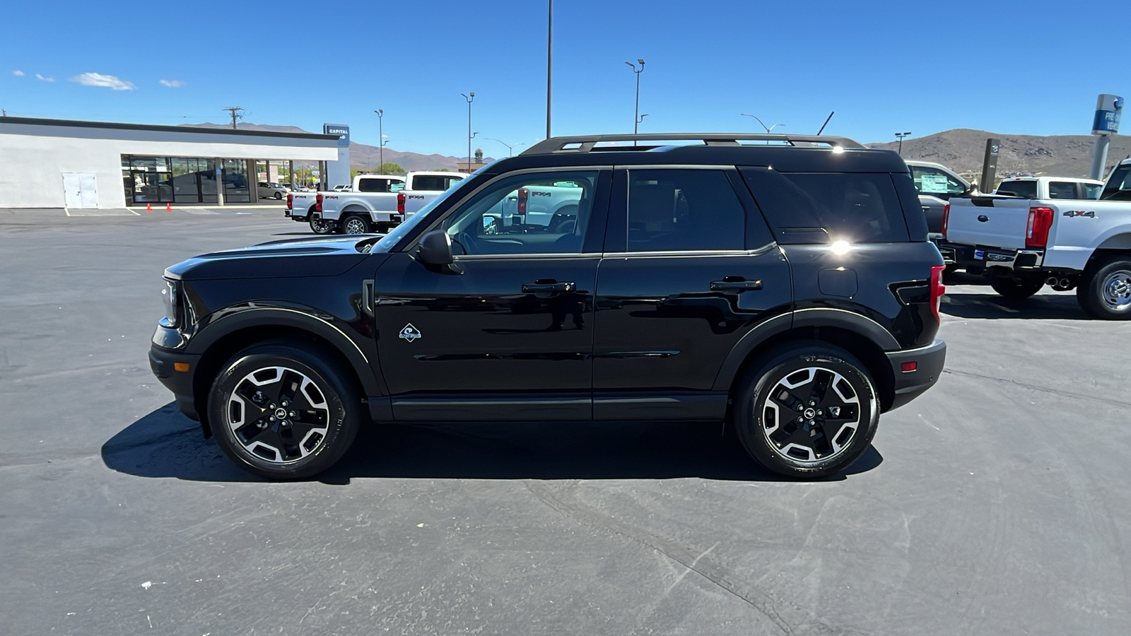 2024 Ford BRONCO SPORT Outer Banks 6