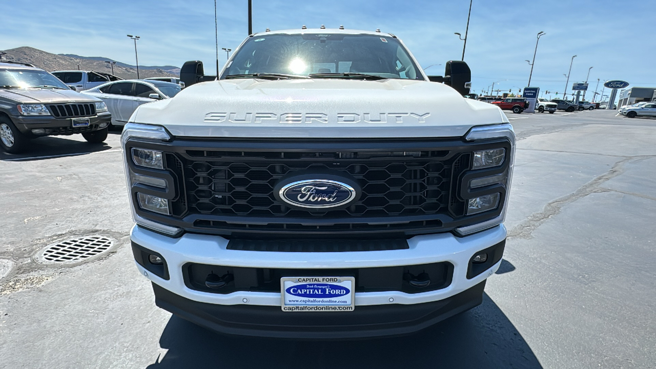 2024 Ford S-DTY F-350 SRW Lariat 8