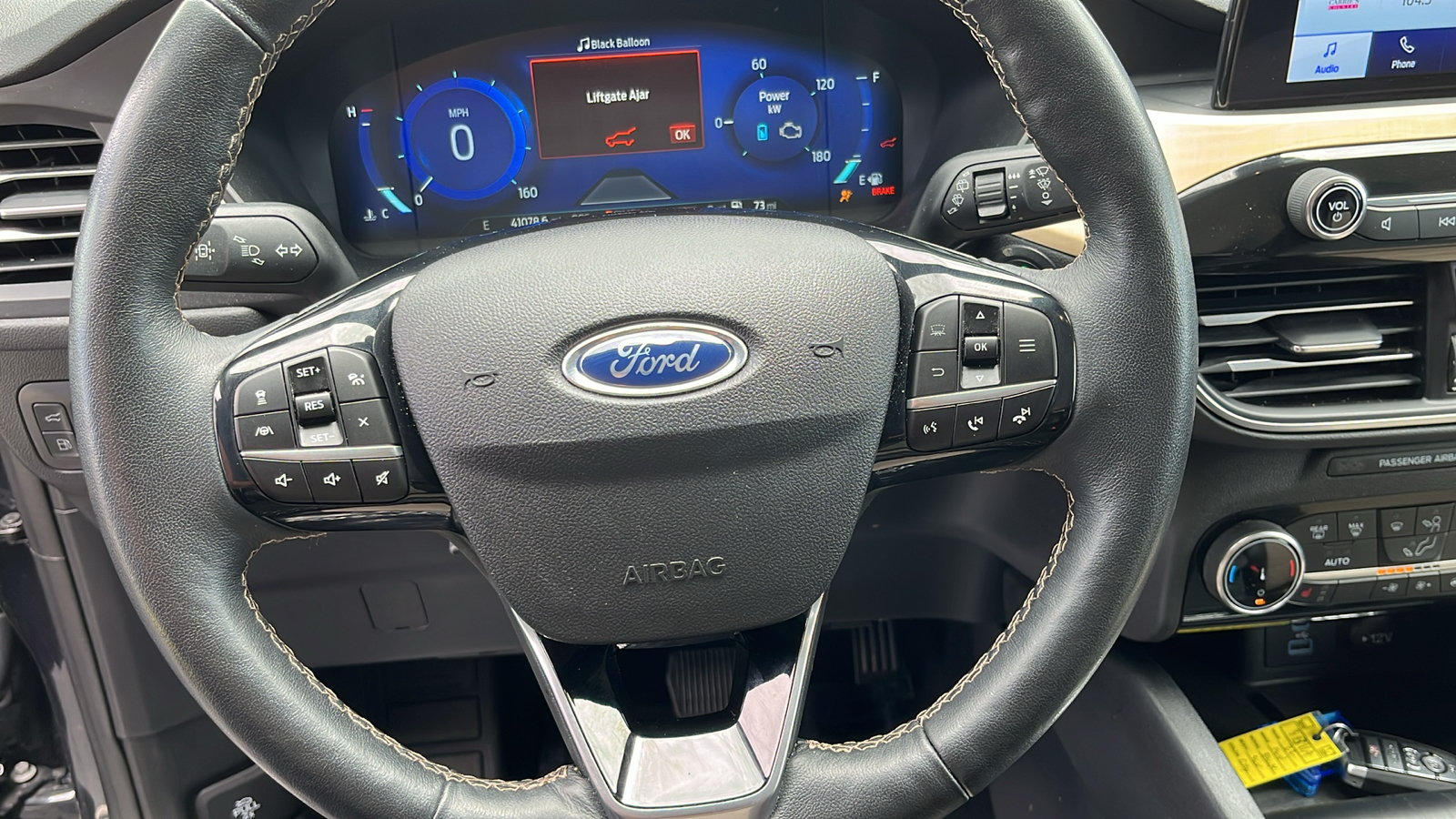 2022 Ford Escape Titanium Plug-In Hybrid 13