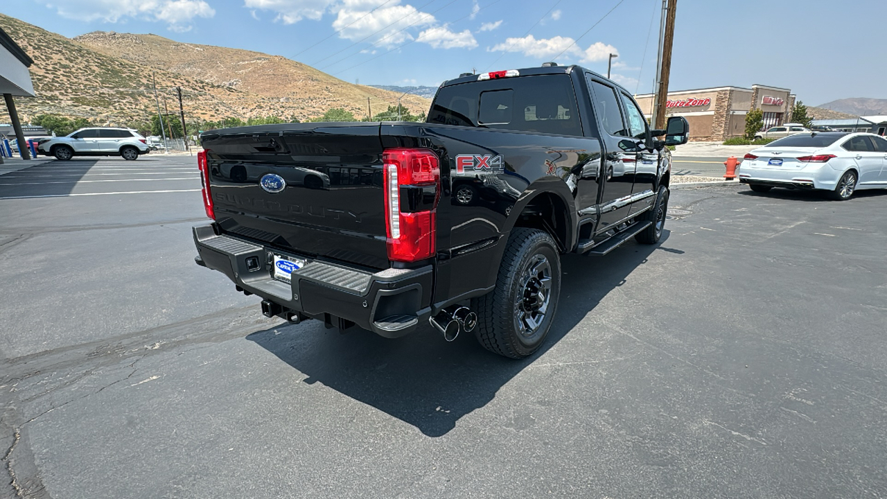 2024 Ford S-DTY F-350 SRW Lariat 3