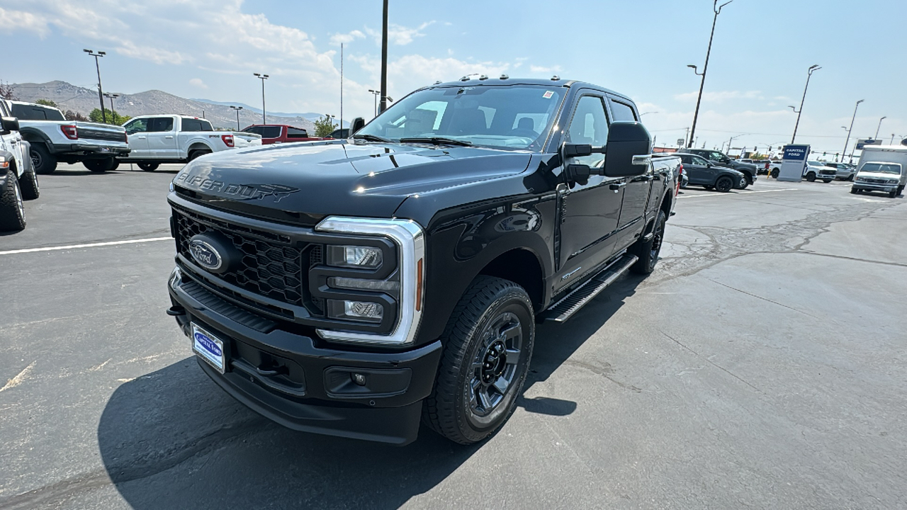 2024 Ford S-DTY F-350 SRW Lariat 7