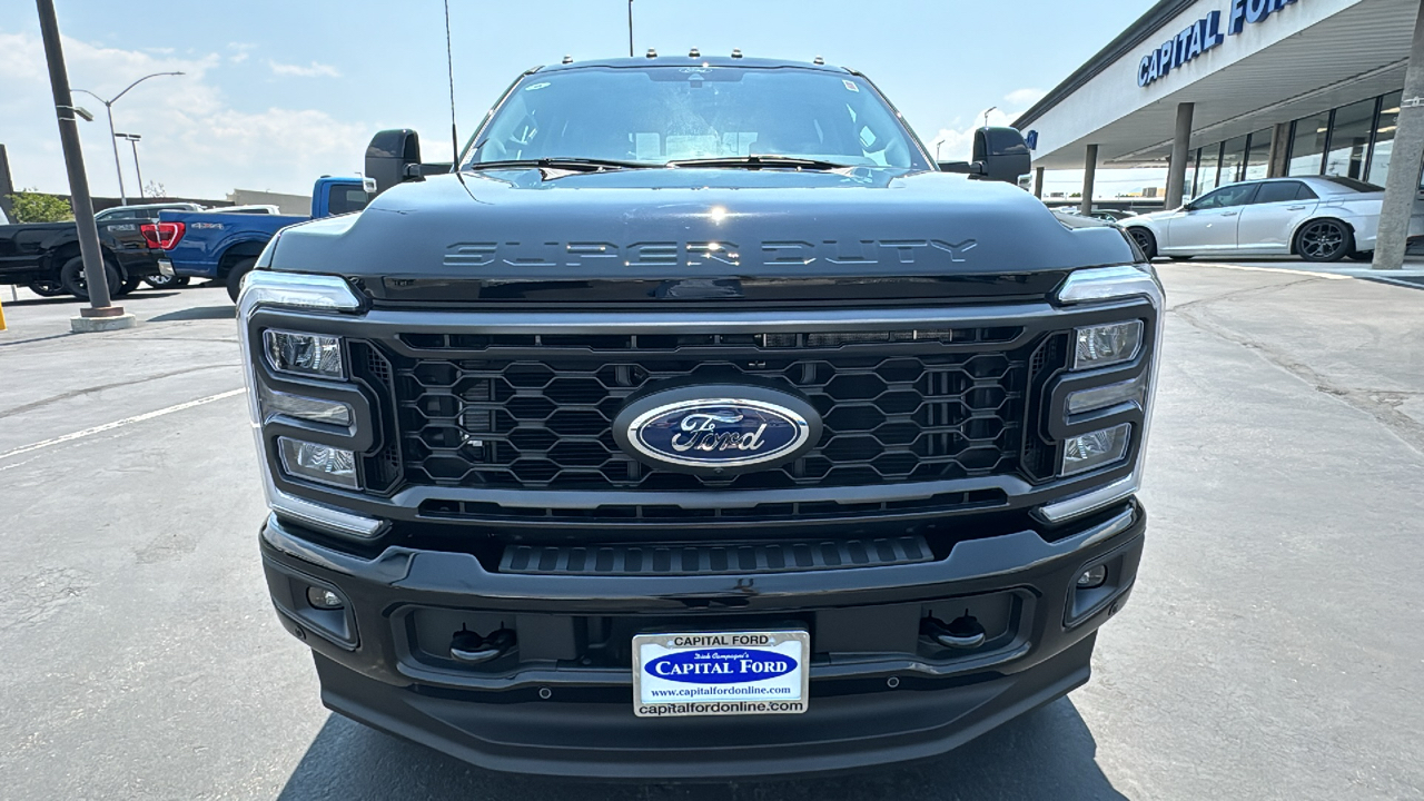 2024 Ford S-DTY F-350 SRW Lariat 8