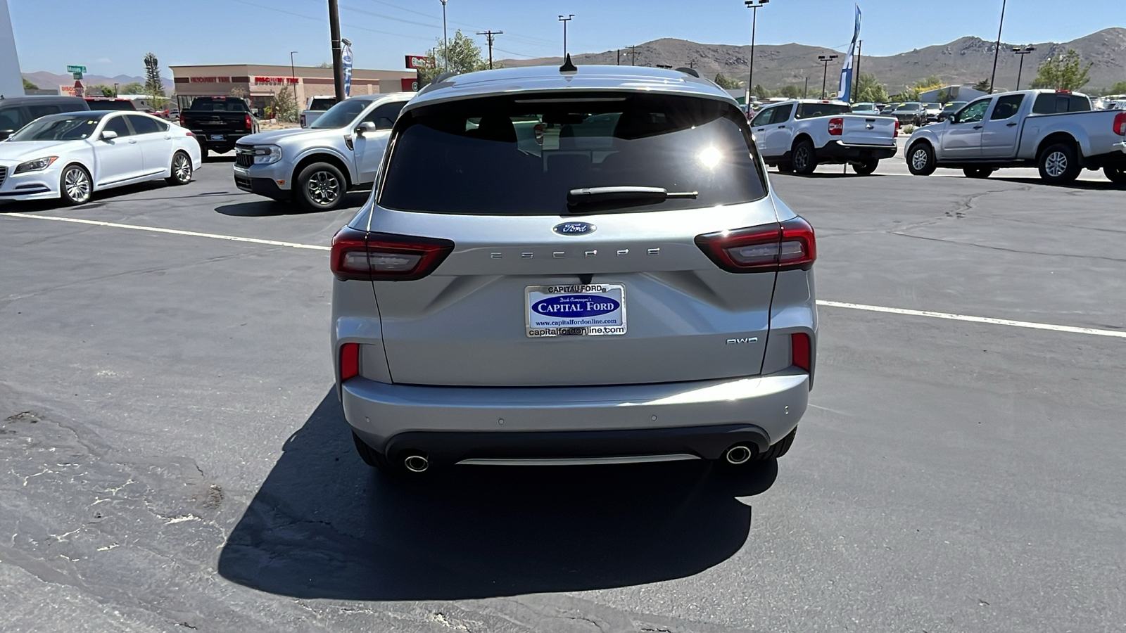 2024 Ford ESCAPE ST-Line 4