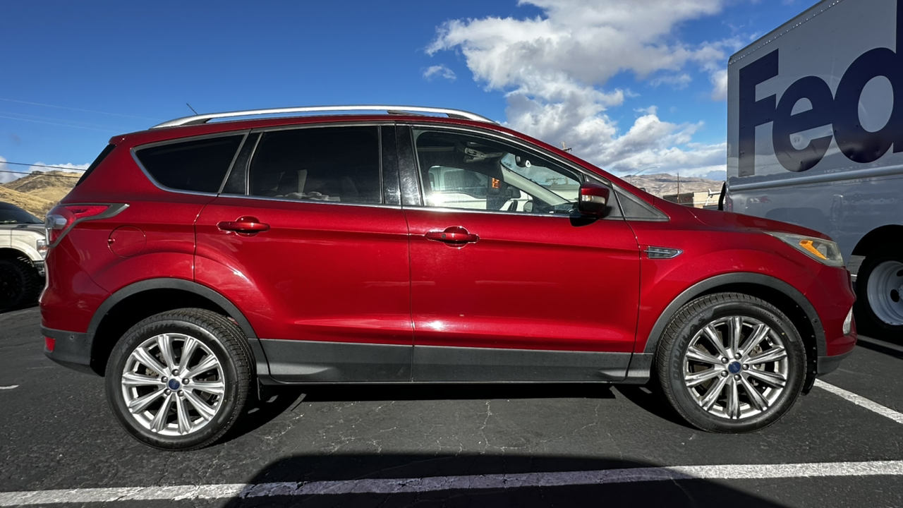 2017 Ford Escape Titanium 3