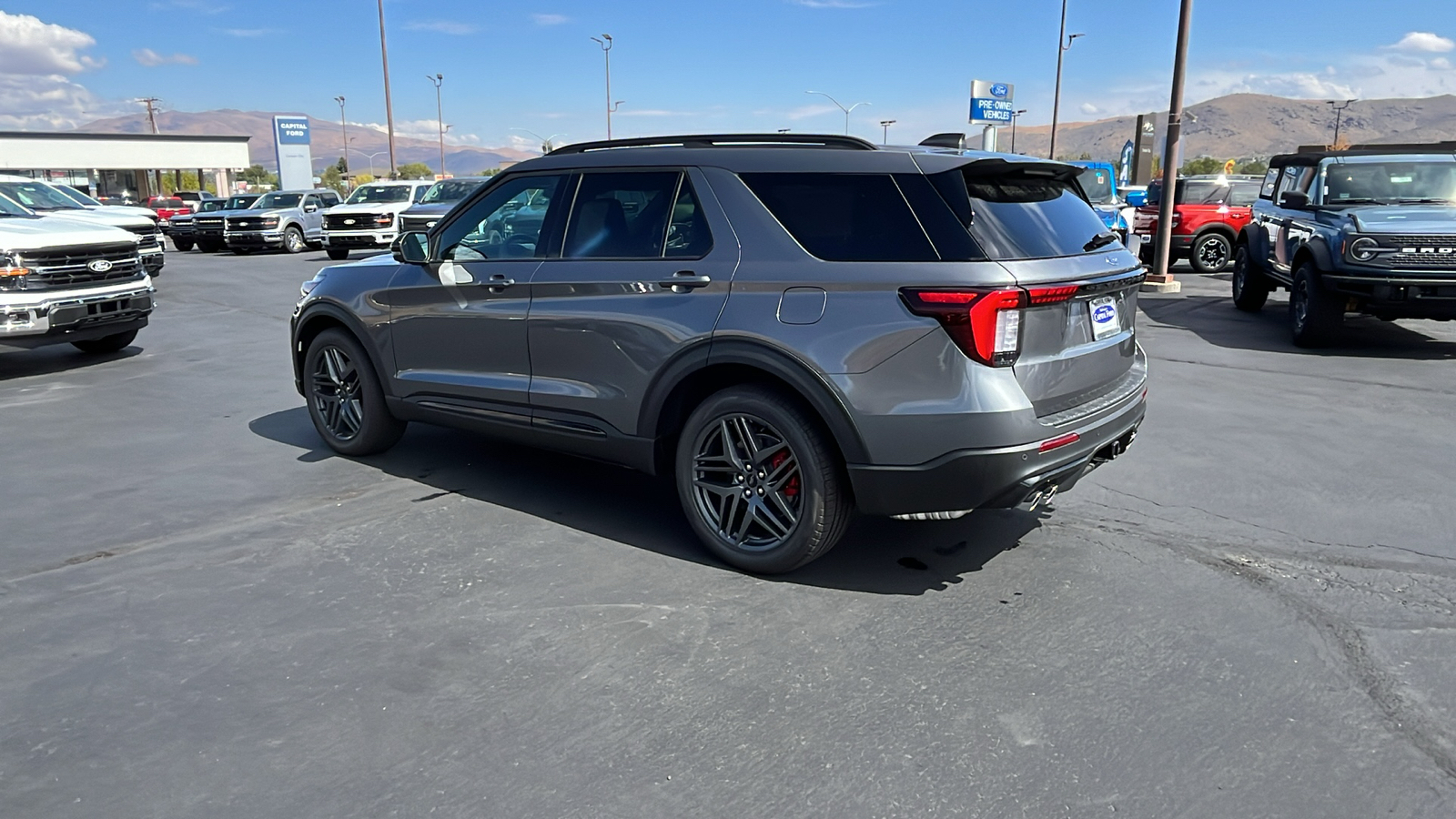 2025 Ford EXPLORER ST 5