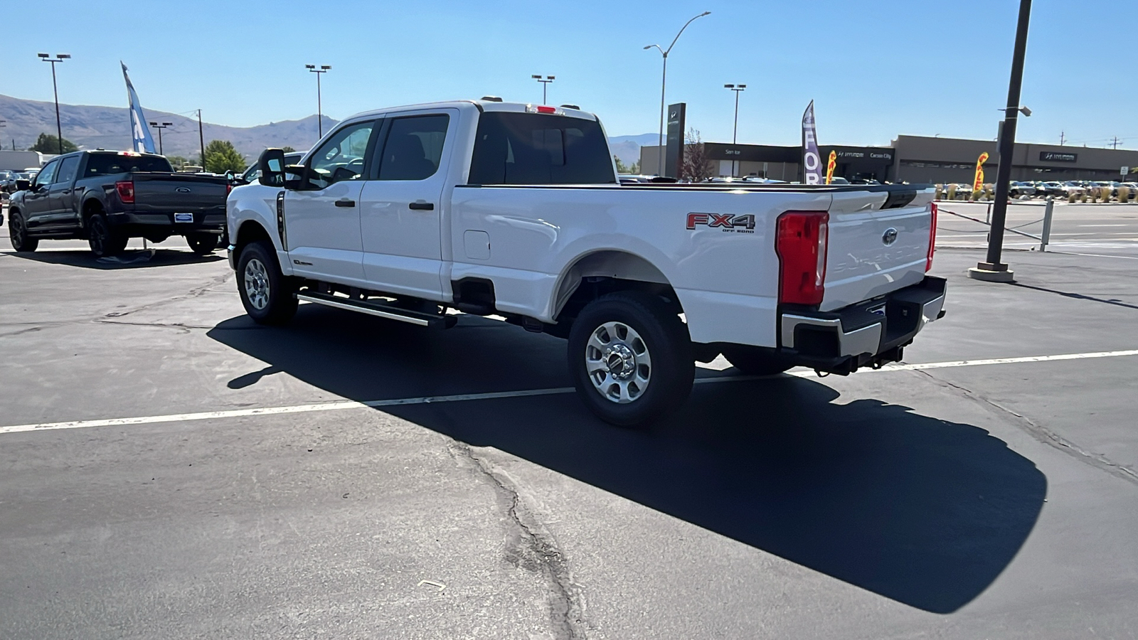 2024 Ford S-DTY F-250 XLT 5