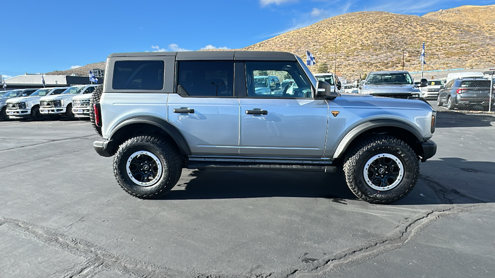 2023 Ford Bronco Badlands 2