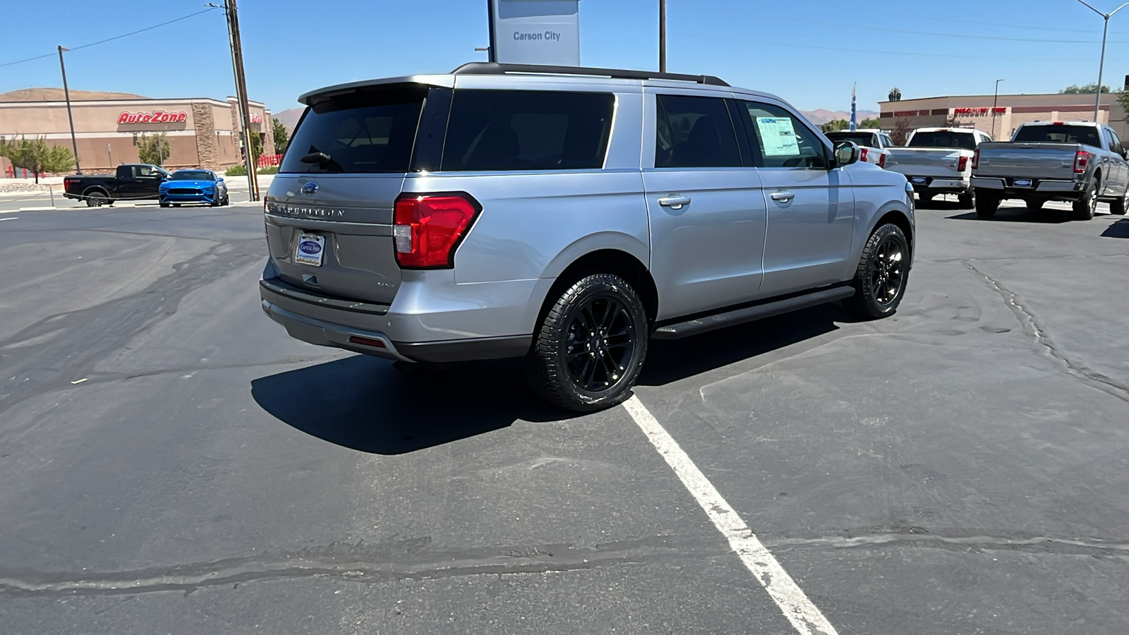 2024 Ford EXPEDITION MAX XLT 3