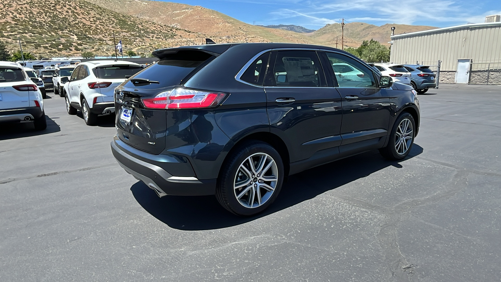 2024 Ford EDGE Titanium 4