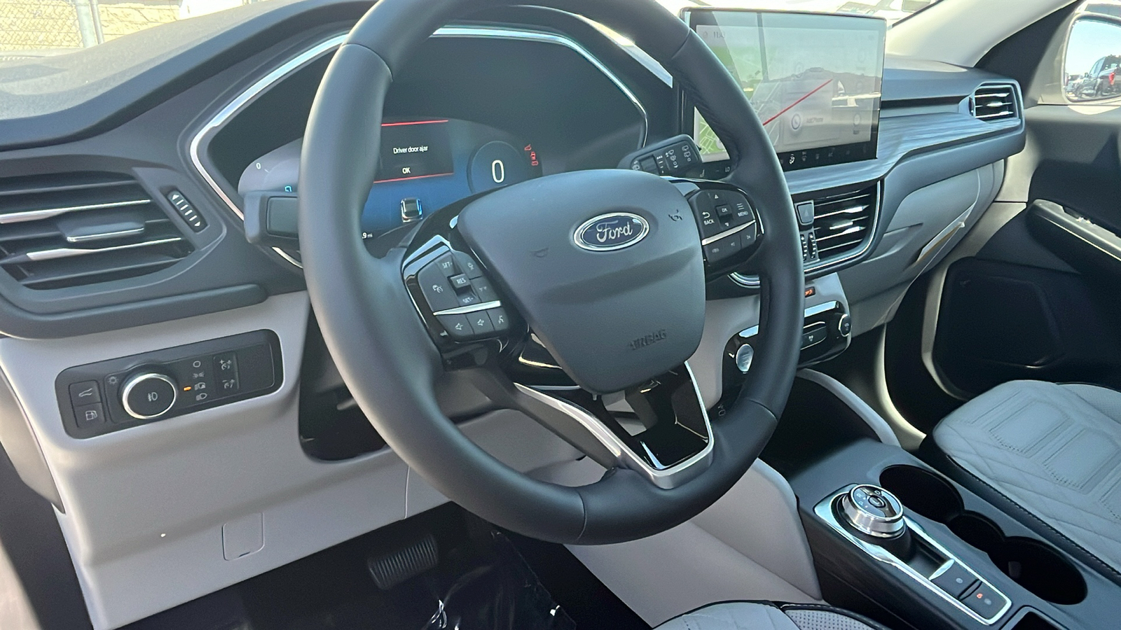 2024 Ford ESCAPE PHEV 16