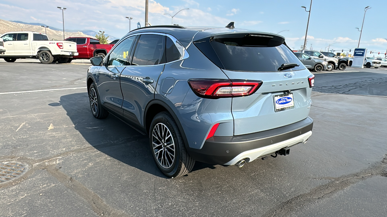 2024 Ford ESCAPE PHEV 5