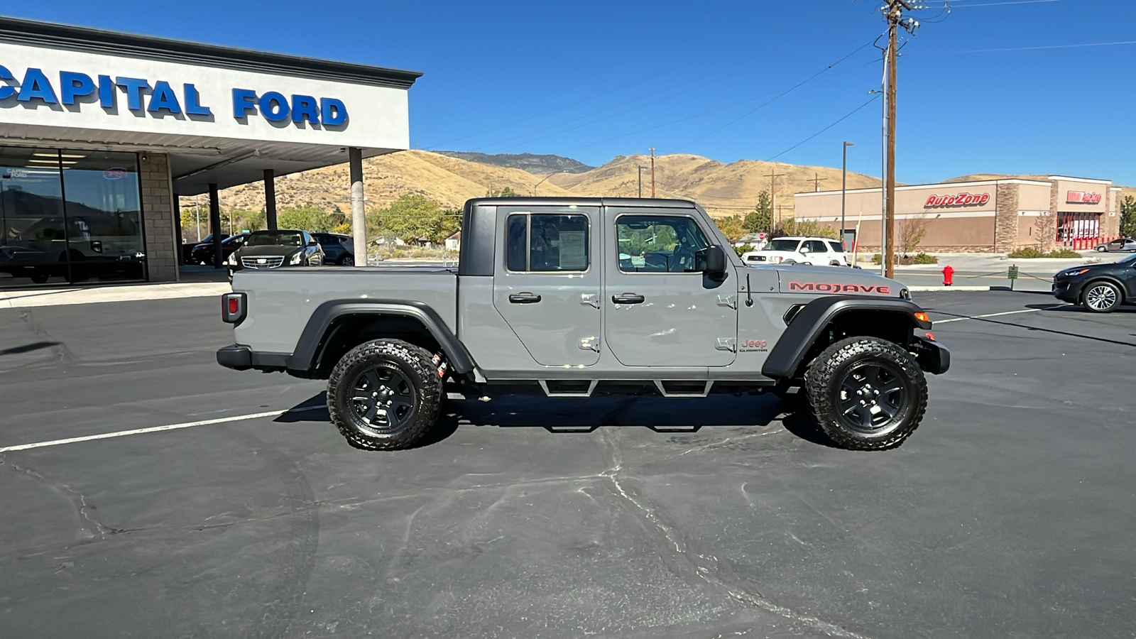 2021 Jeep Gladiator Mojave 2