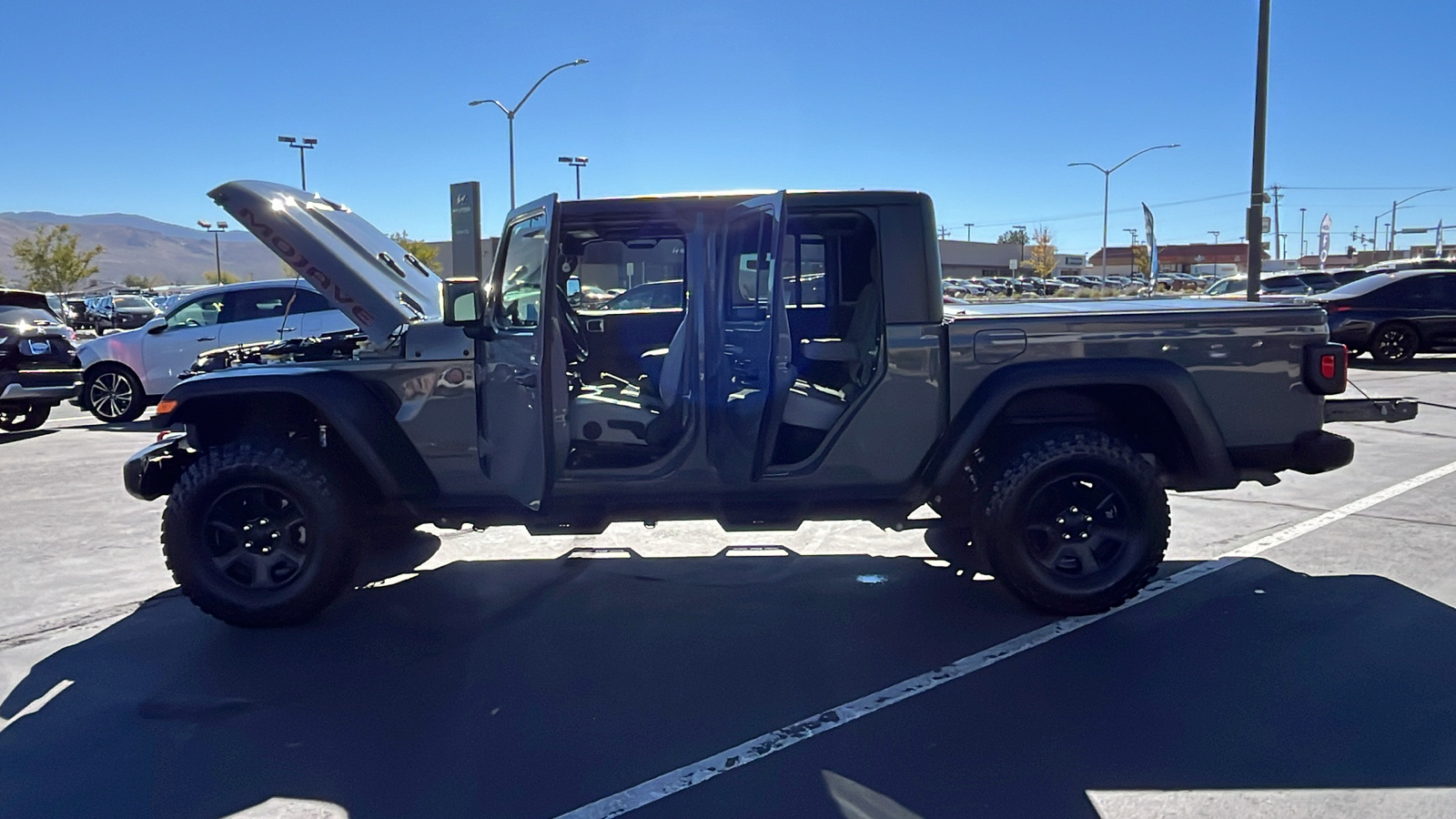 2021 Jeep Gladiator Mojave 11