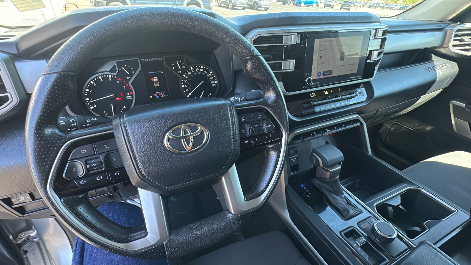 2022 Toyota Tundra 4WD SR5 39