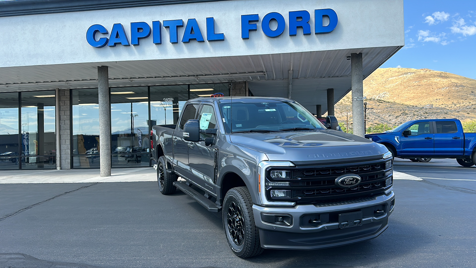 2024 Ford S-DTY F-250 Lariat 1