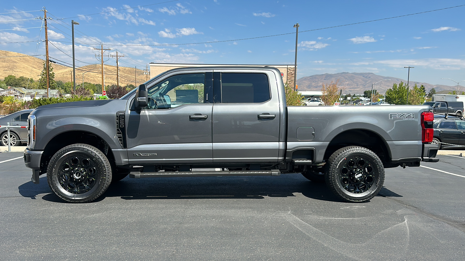 2024 Ford S-DTY F-250 Lariat 6