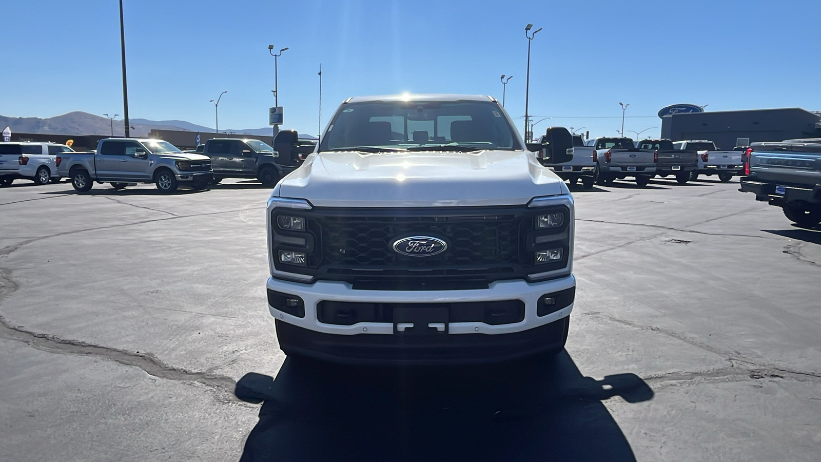 2024 Ford S-DTY F-250 Lariat 8