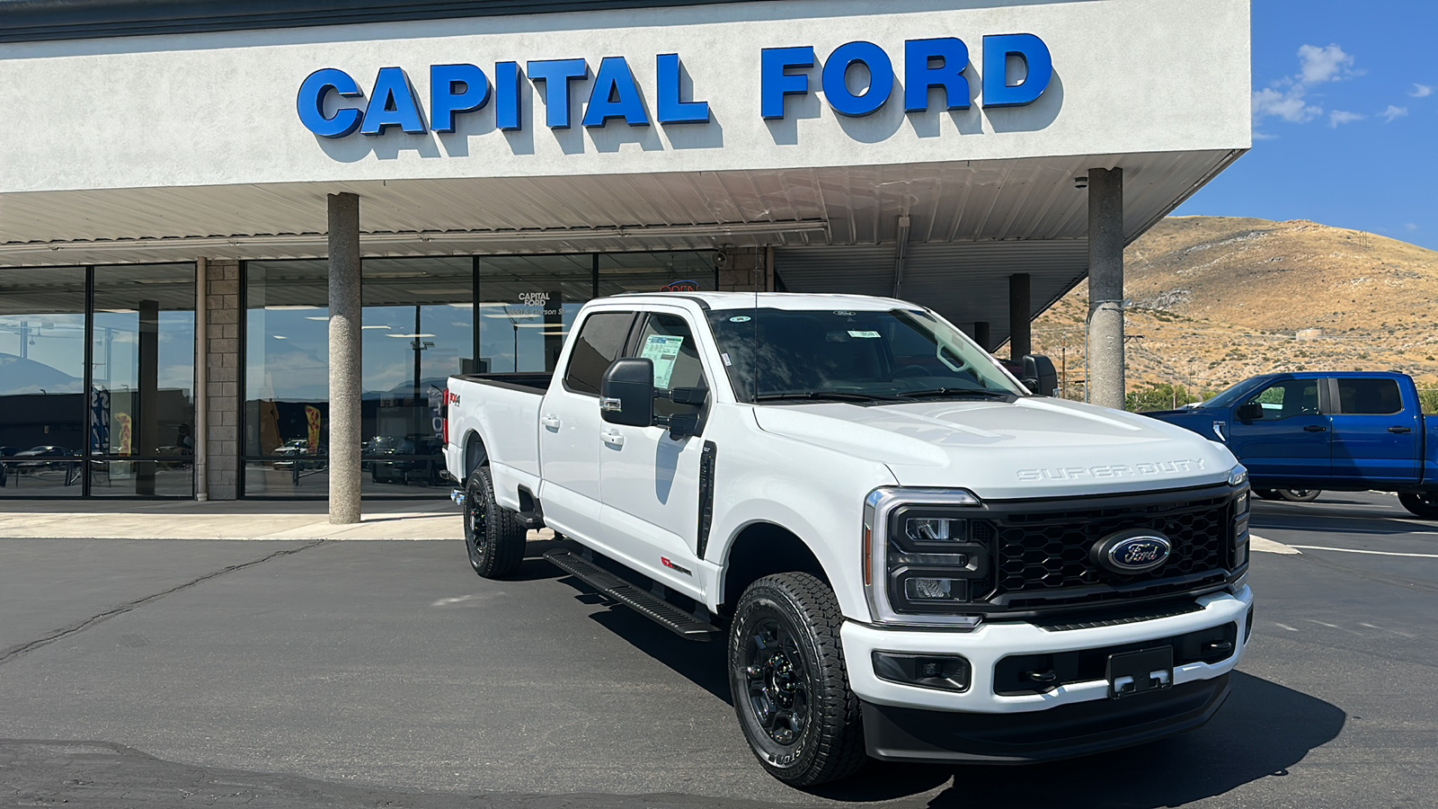 2024 Ford S-DTY F-350 SRW XLT 1