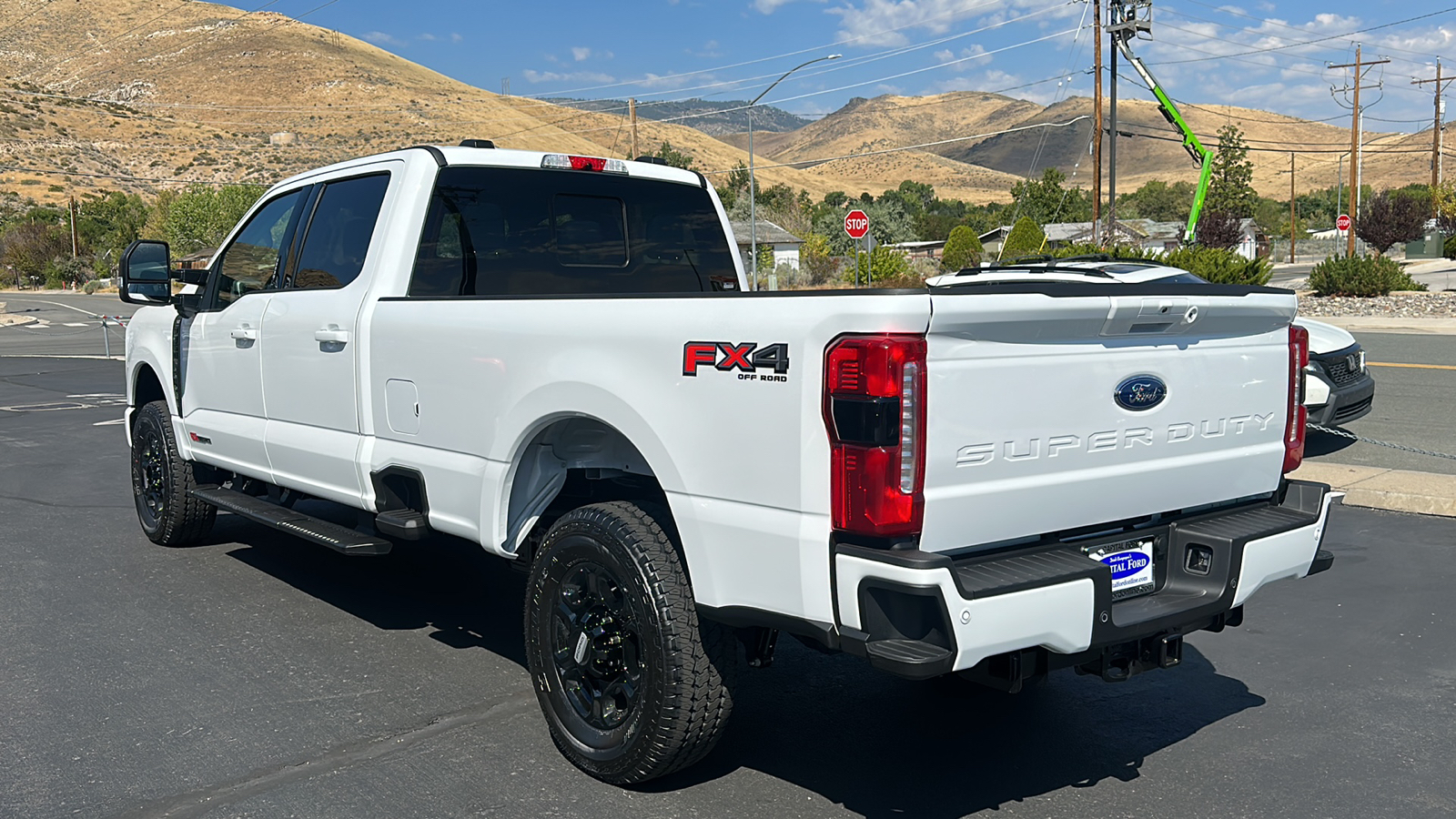 2024 Ford S-DTY F-350 SRW XLT 5