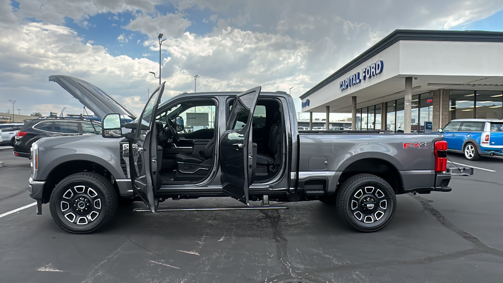 2024 Ford S-DTY F-250 Platinum 11