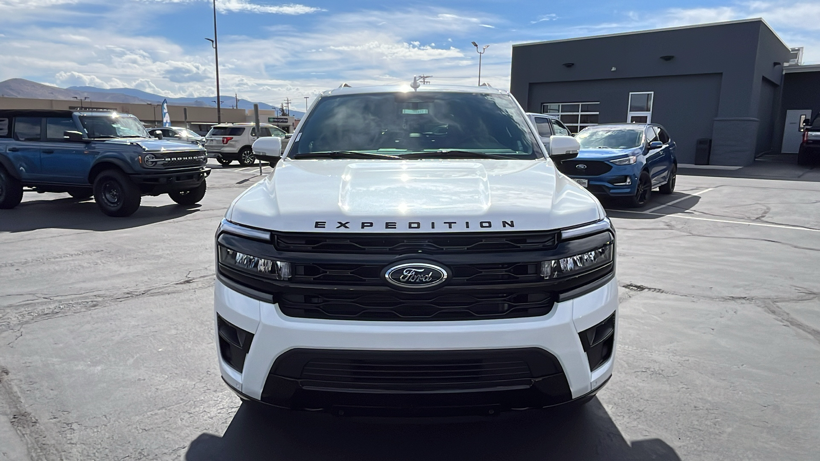 2024 Ford EXPEDITION Limited 8