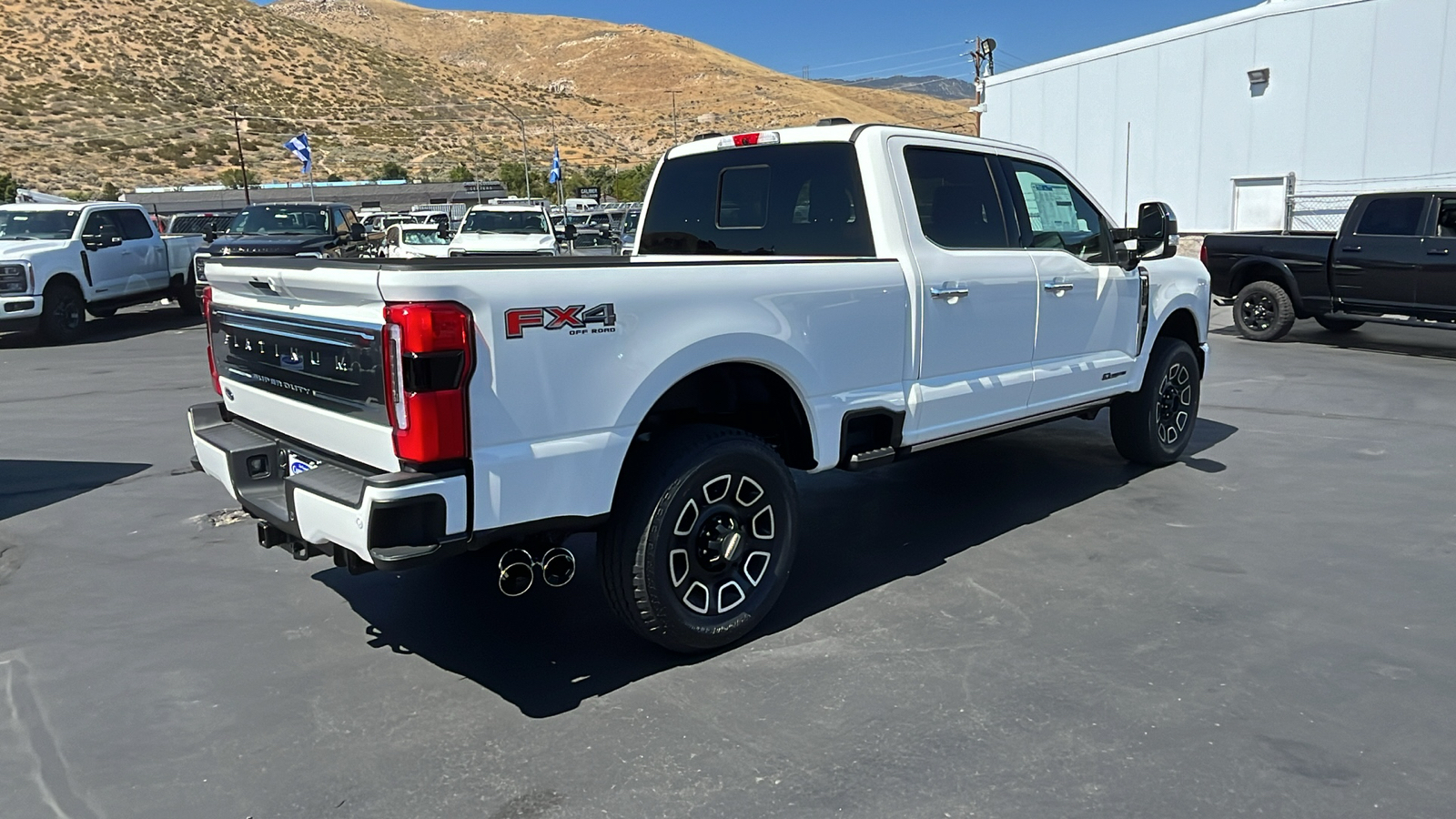 2024 Ford S-DTY F-250 Platinum 3