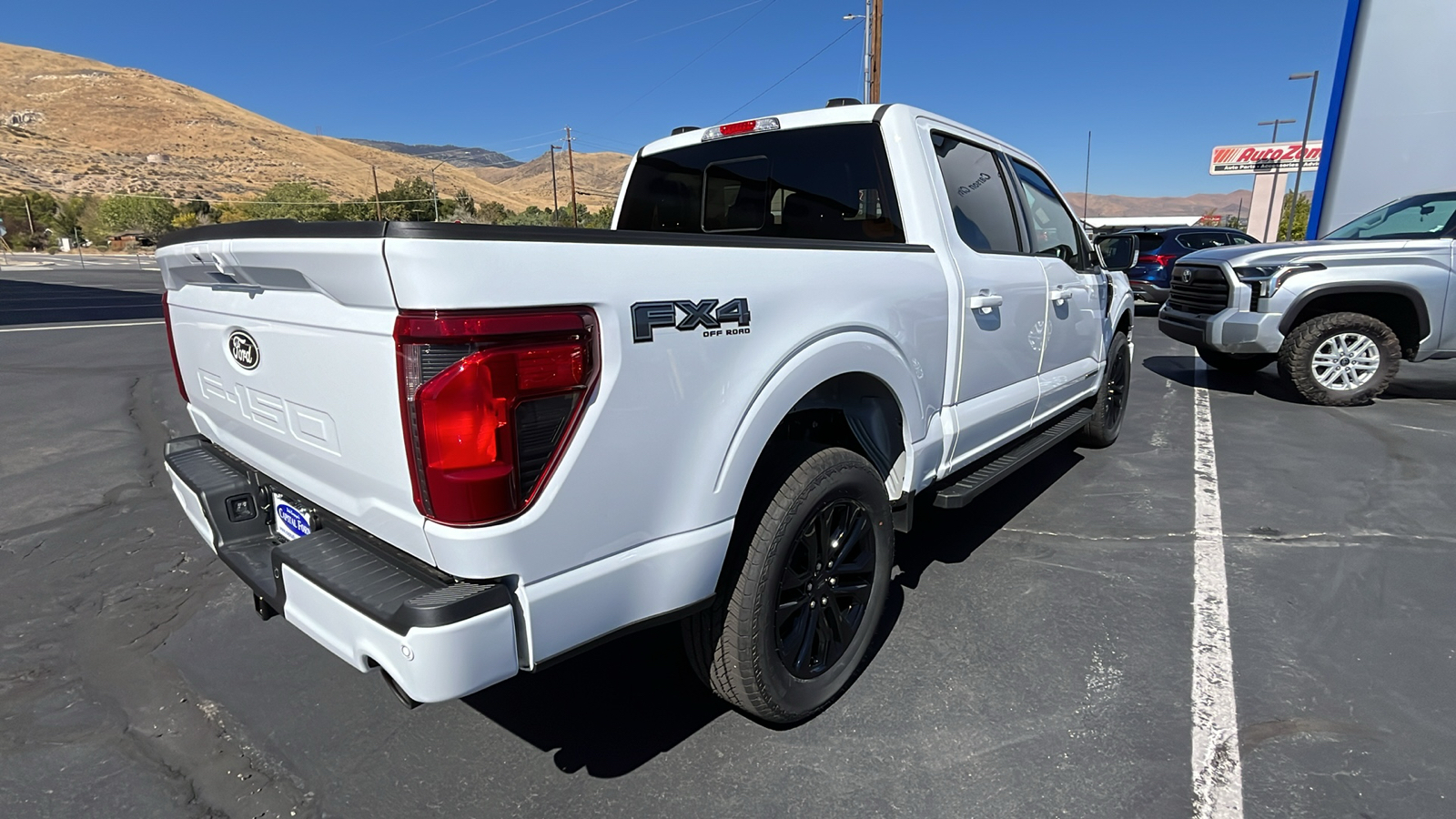 2024 Ford F-150 SERIES XLT 3