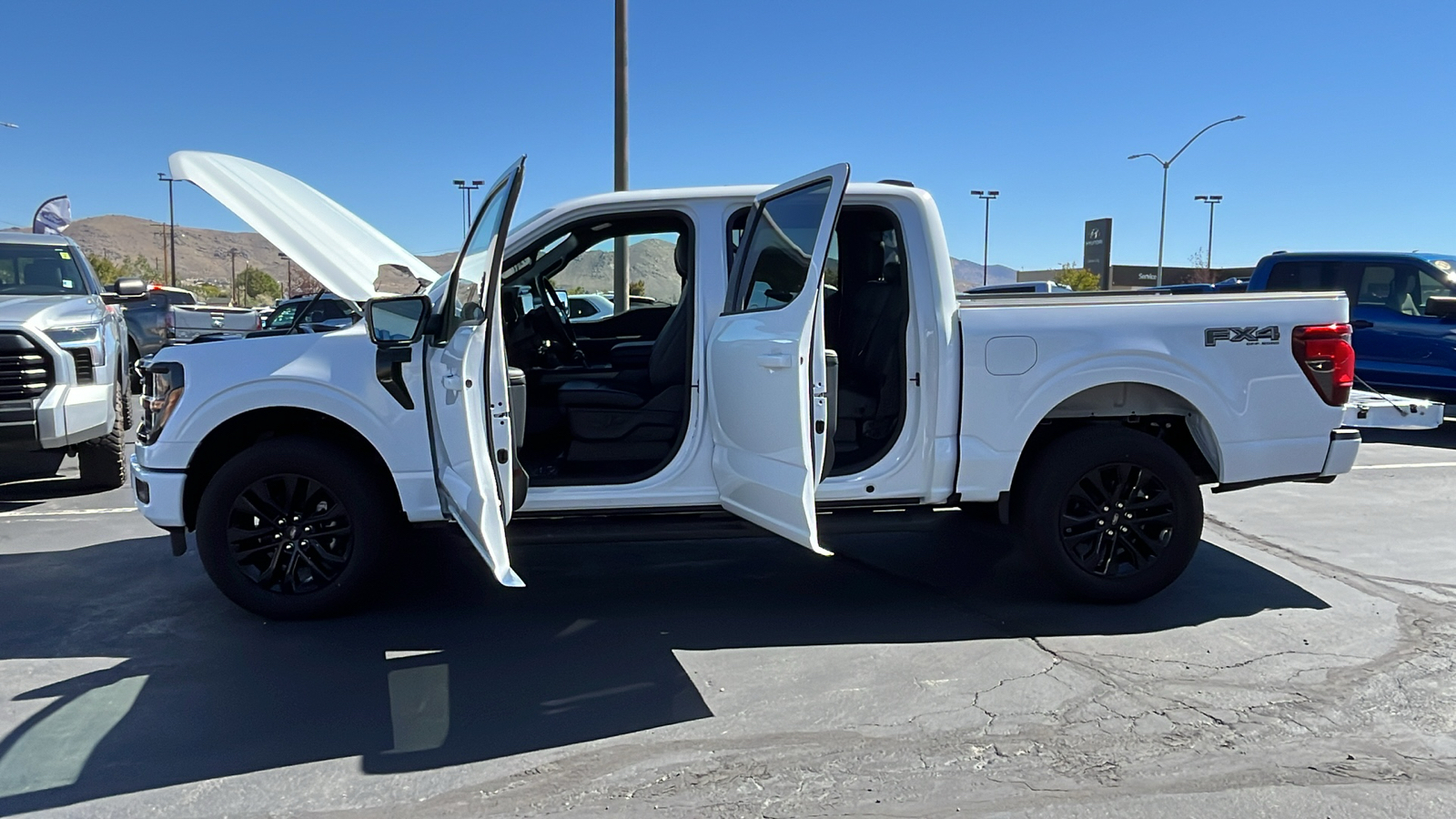 2024 Ford F-150 SERIES XLT 11