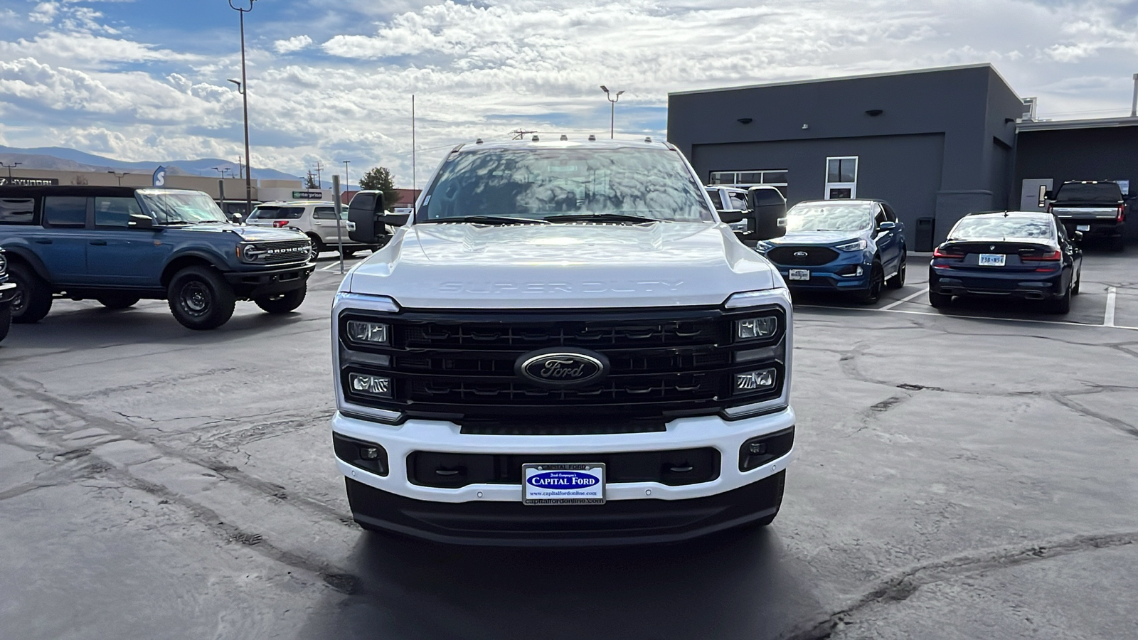 2024 Ford S-DTY F-350 SRW Lariat 8