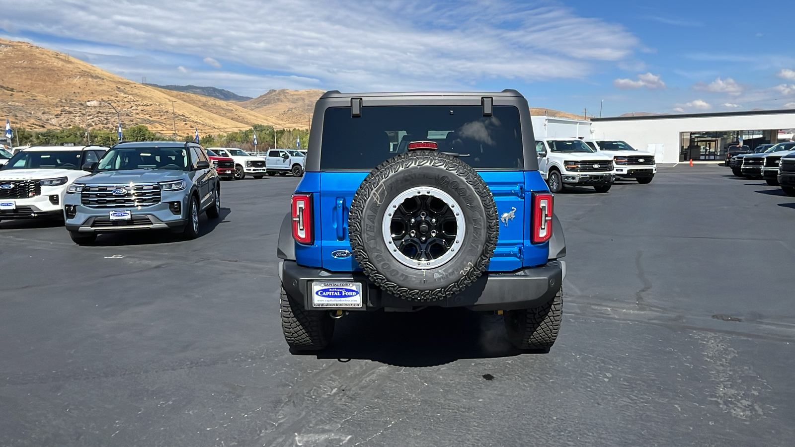 2024 Ford BRONCO Outer Banks 4