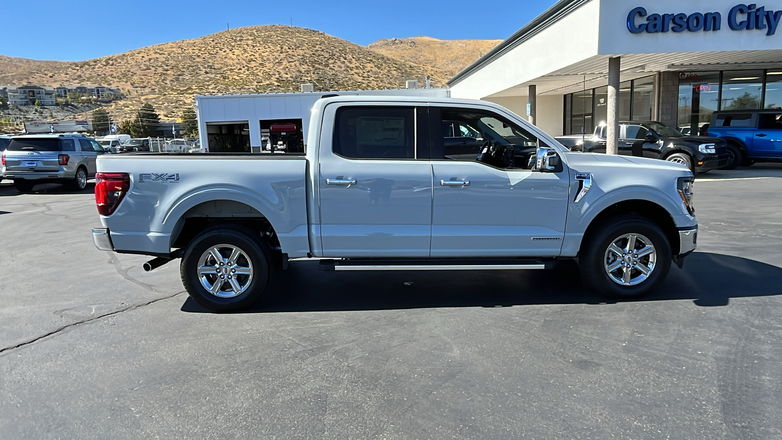 2024 Ford F-150 SERIES XLT 2