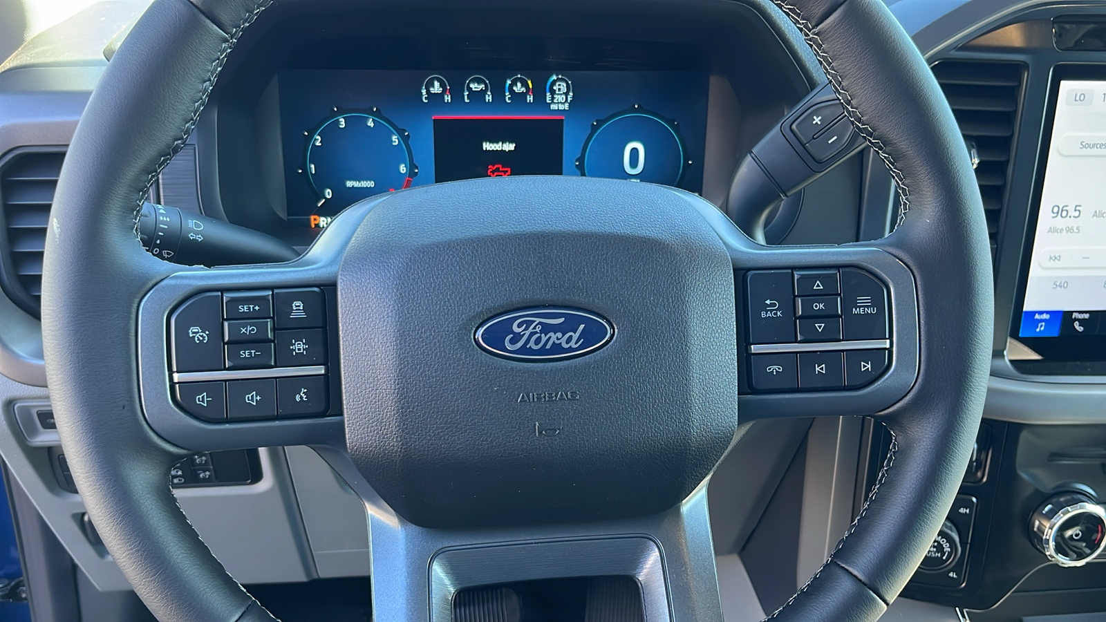 2024 Ford F-150 SERIES XLT 13