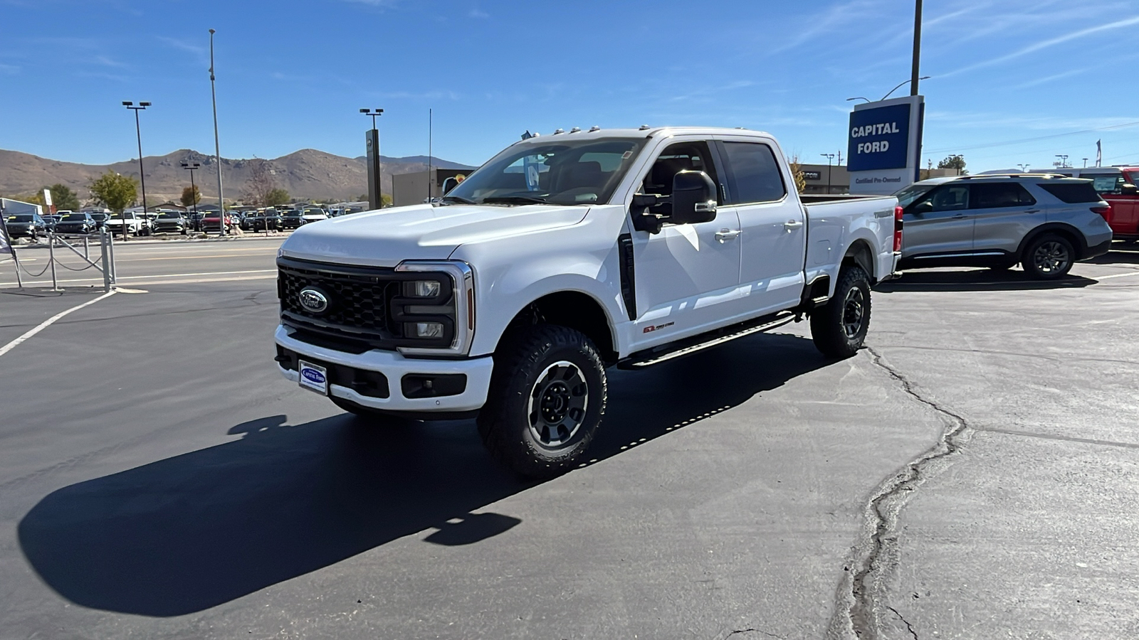 2024 Ford S-DTY F-350 SRW Lariat 7