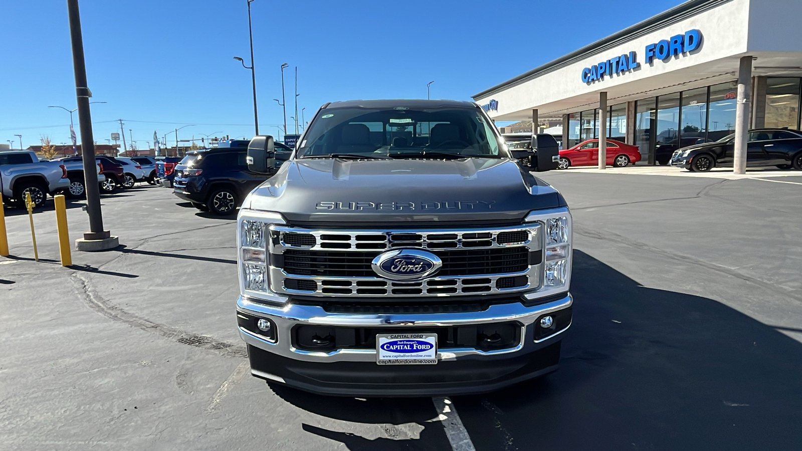 2024 Ford S-DTY F-250 XLT 8