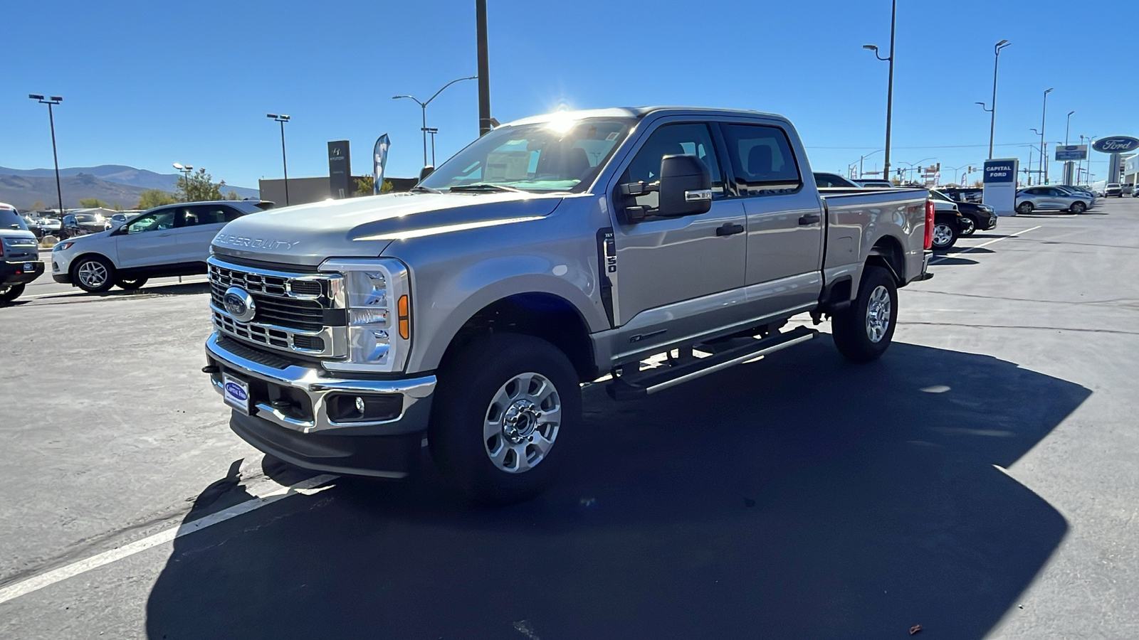 2024 Ford S-DTY F-250 XLT 7