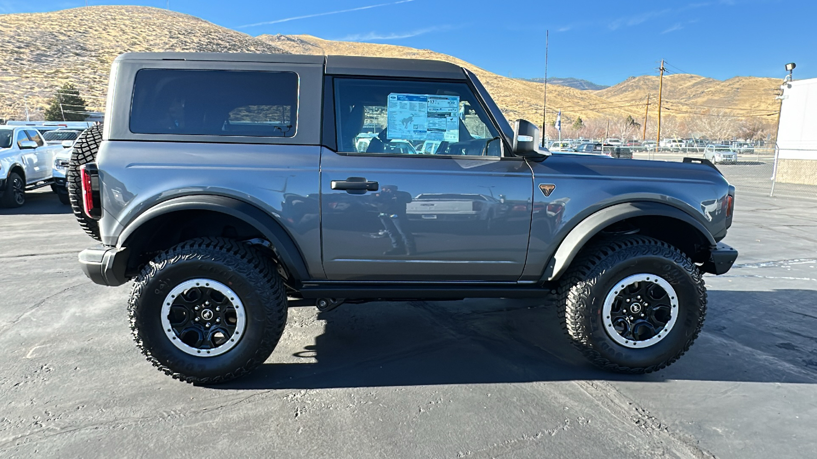 2024 Ford BRONCO Badlands 2