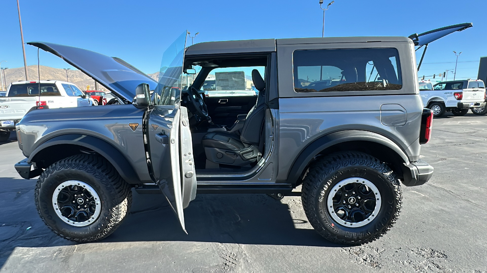 2024 Ford BRONCO Badlands 13