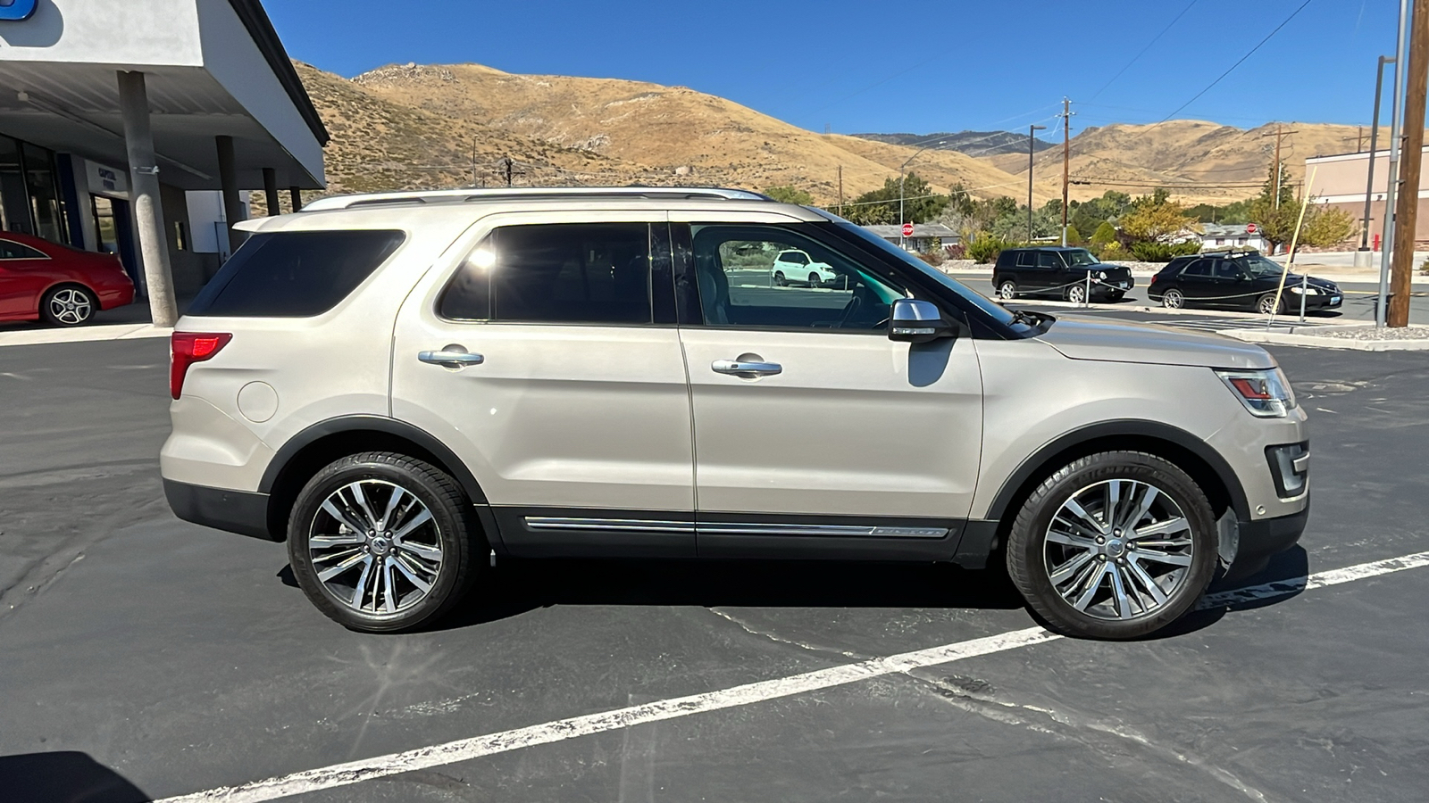 2017 Ford Explorer Platinum 2