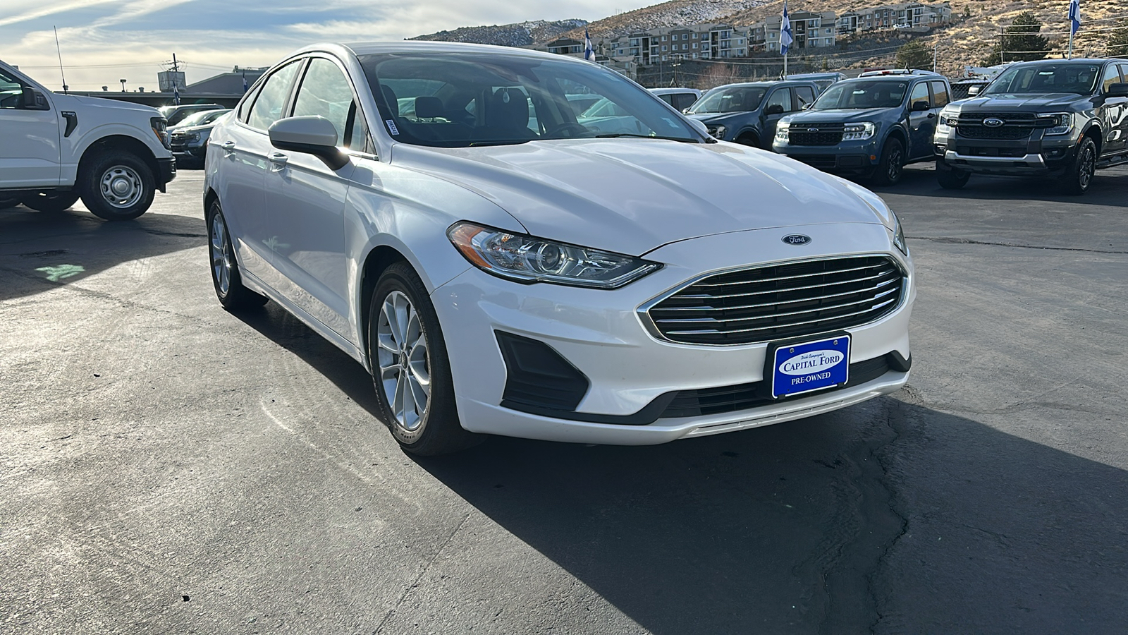 2020 Ford Fusion SE 1