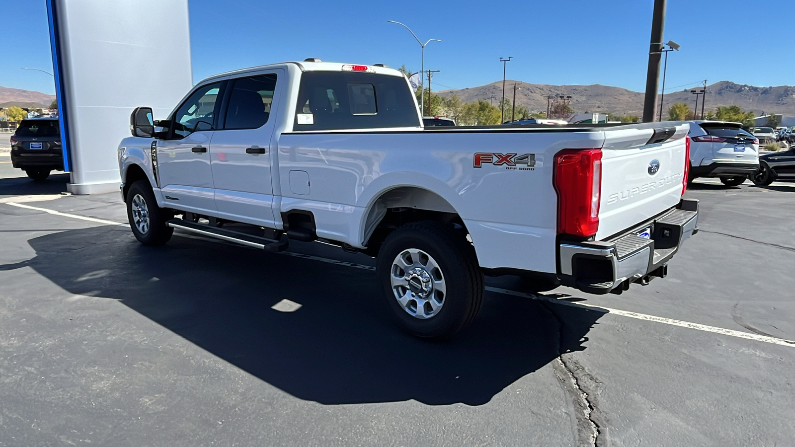 2024 Ford S-DTY F-250 XLT 5