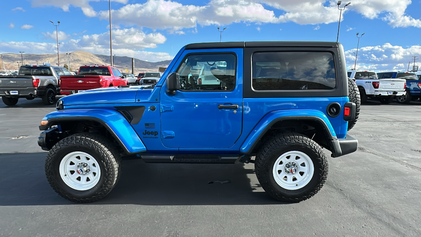 2023 Jeep Wrangler Freedom 6