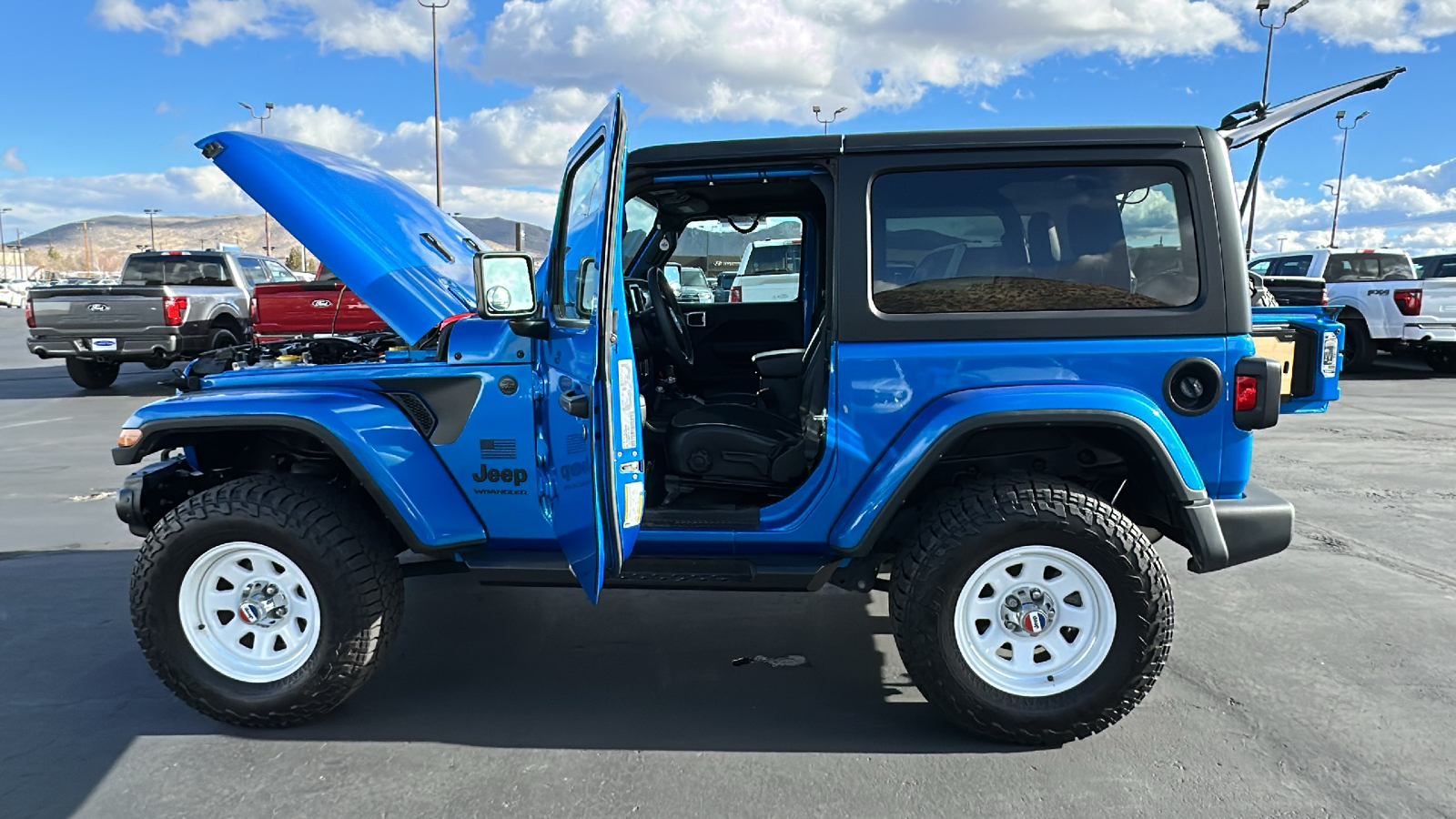 2023 Jeep Wrangler Freedom 13