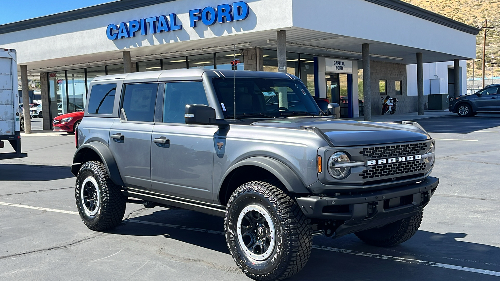 2024 Ford BRONCO Badlands 1